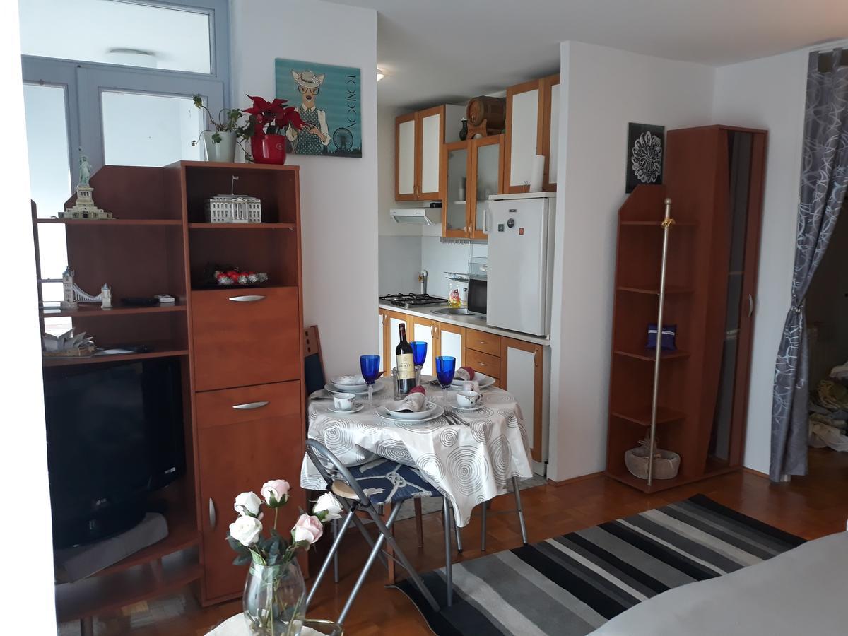 Apartment Karlos Загреб Екстер'єр фото